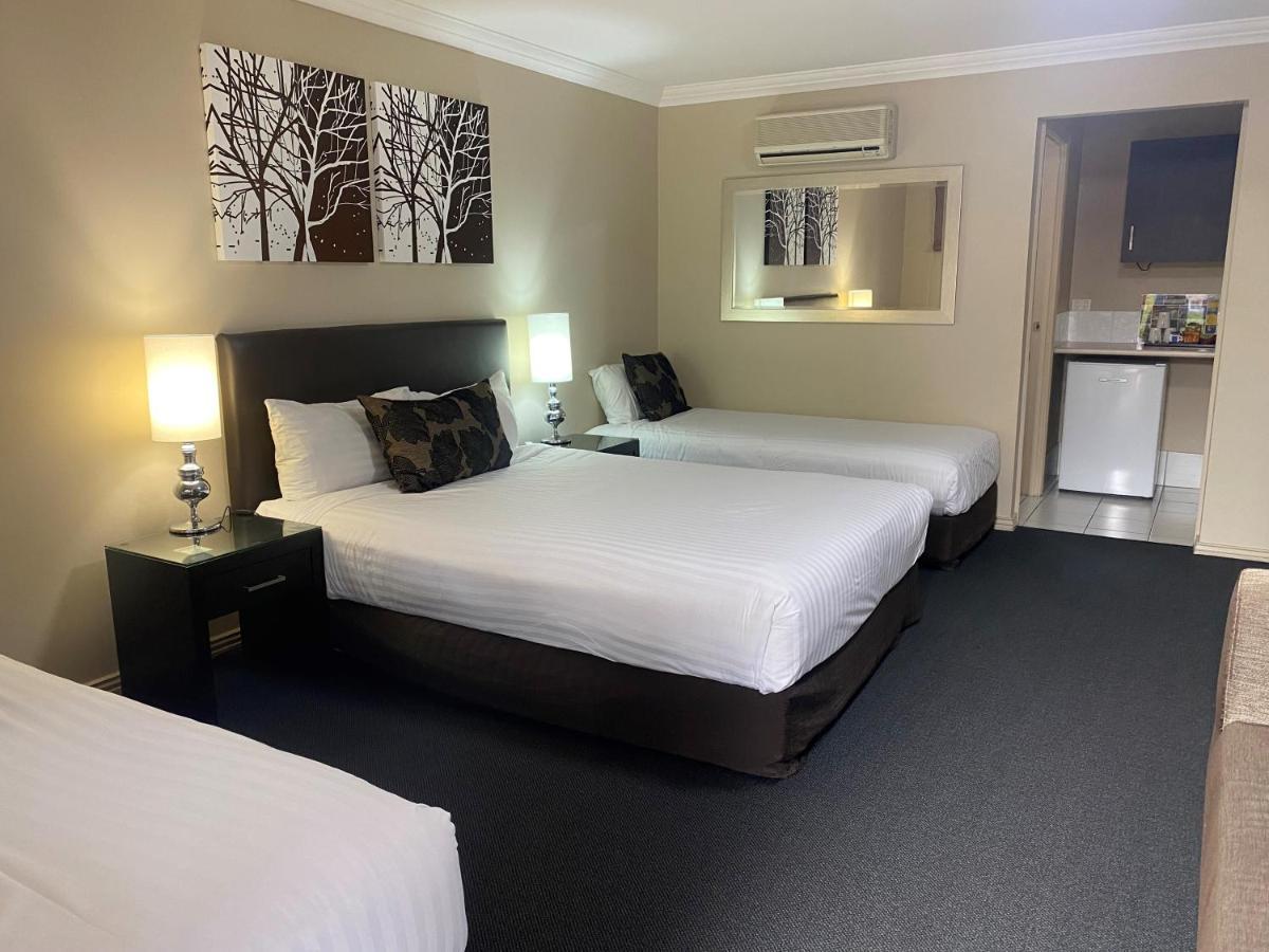 Motel Ambassador On Ruthven Toowoomba Pokoj fotografie