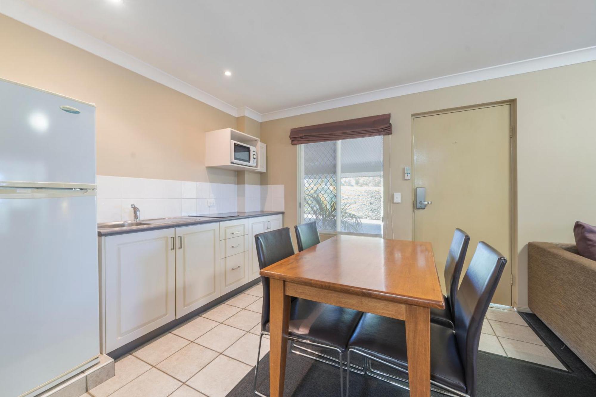 Motel Ambassador On Ruthven Toowoomba Pokoj fotografie