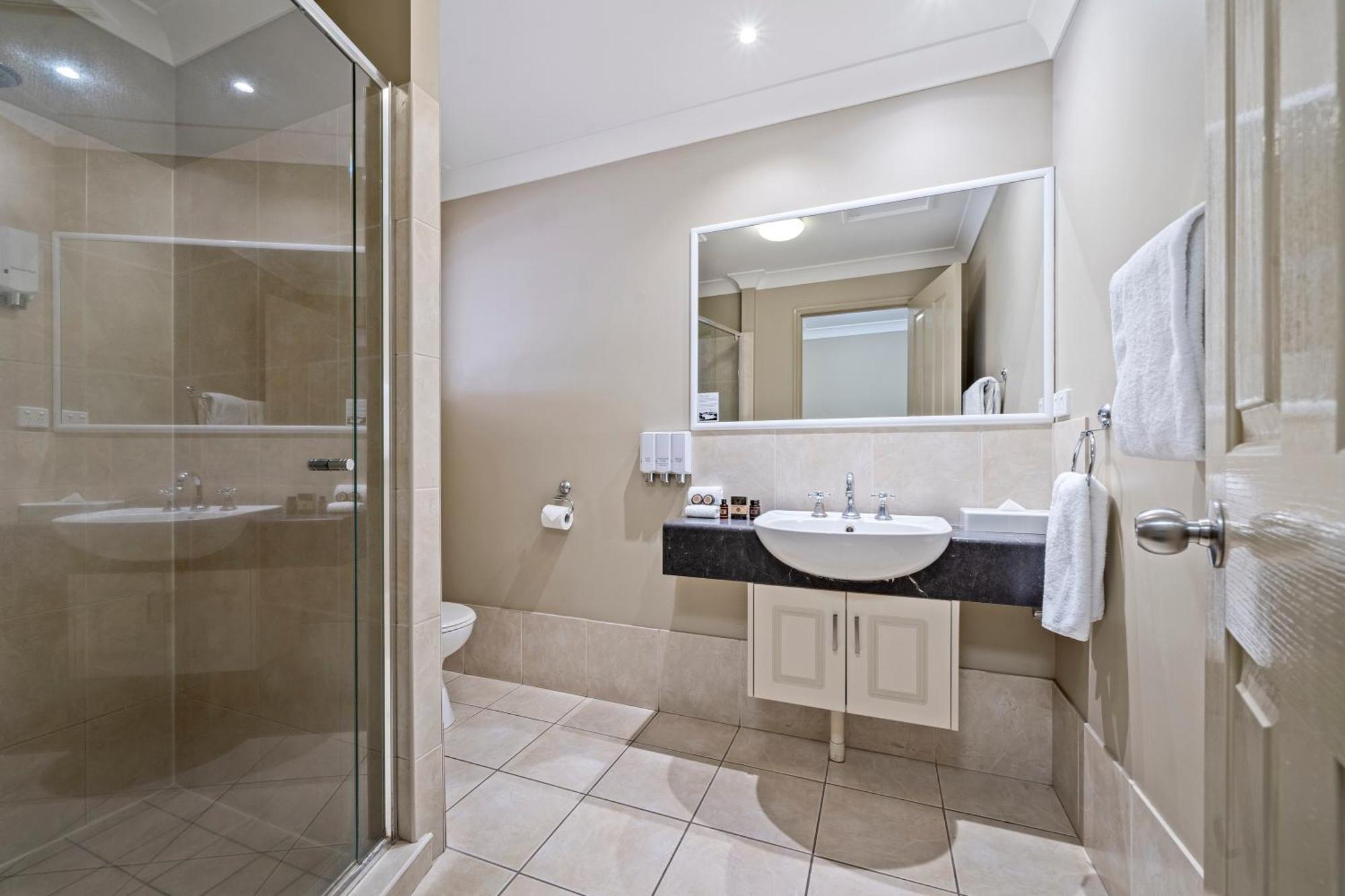 Motel Ambassador On Ruthven Toowoomba Pokoj fotografie